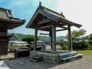 第22番 白水山 医王院 平等寺 鐘楼