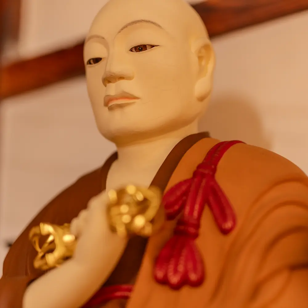 A photo of Kobo Daishi at Byodoji Temple