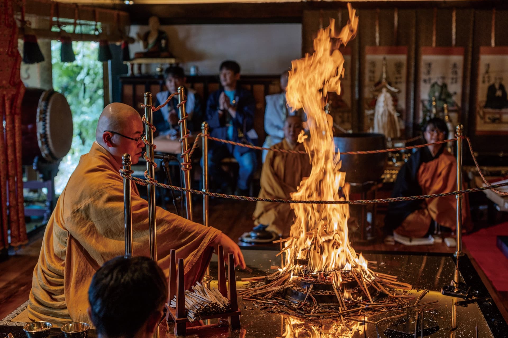 燒八千枚護摩供的護摩火
