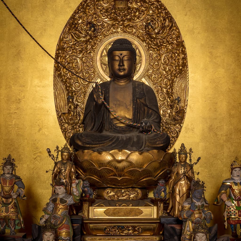 平等寺本尊薬師如来