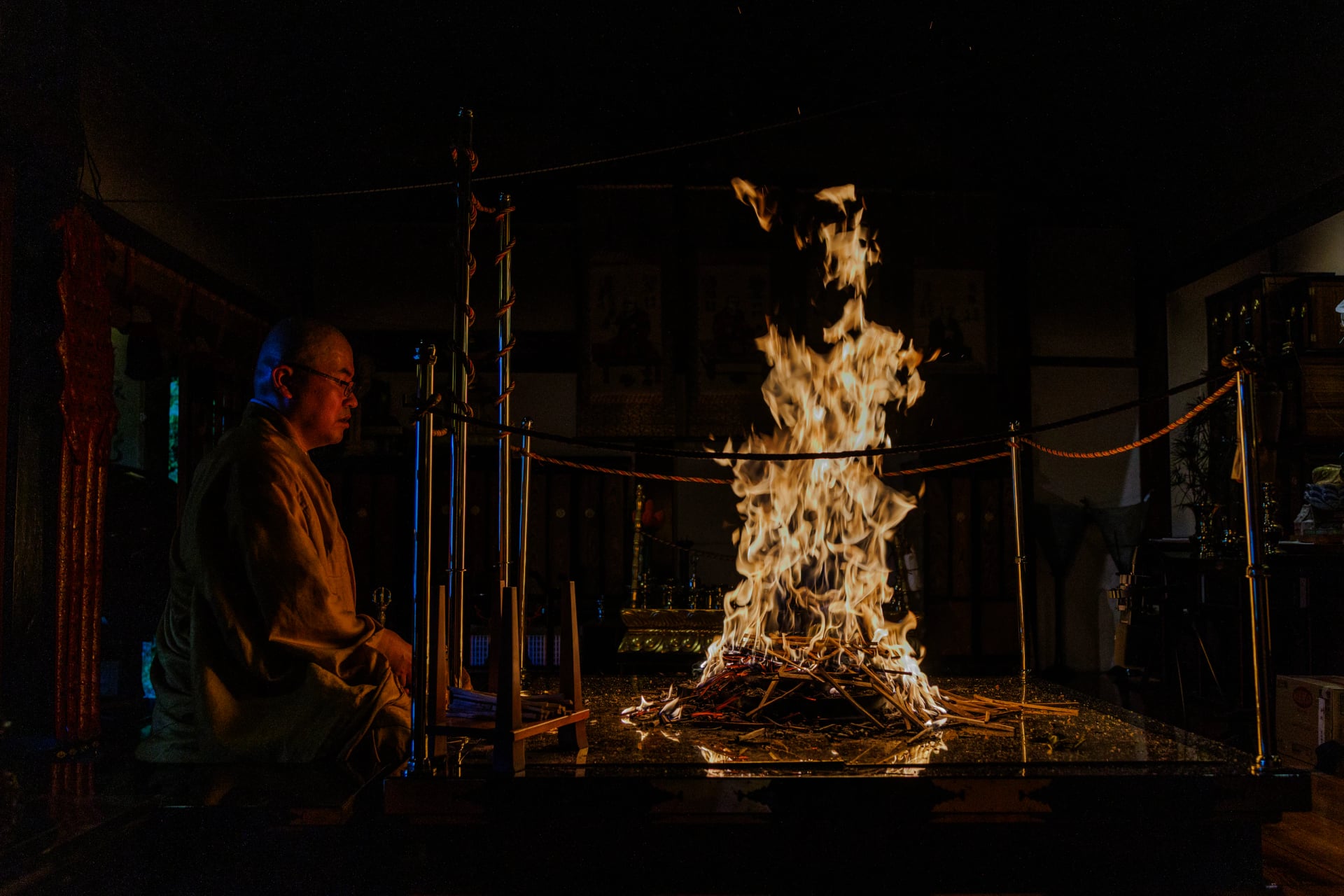 Sacred fire of wisdom in the 8,000-stick goma rite